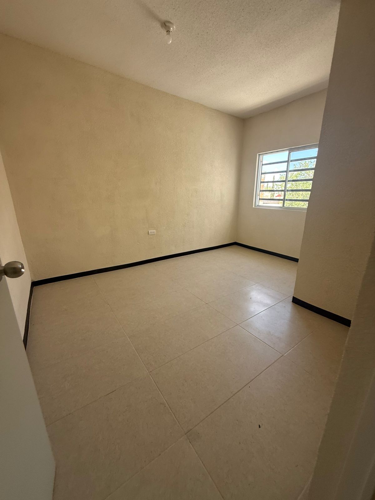 el exclusivo Fraccionamiento Jardines de Santa Clara